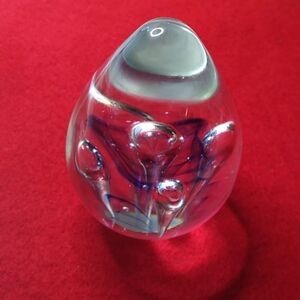 Vintage Paperweight Art Glass Egg Shaped Bubbles/Blue Mist Cottagecore Unique